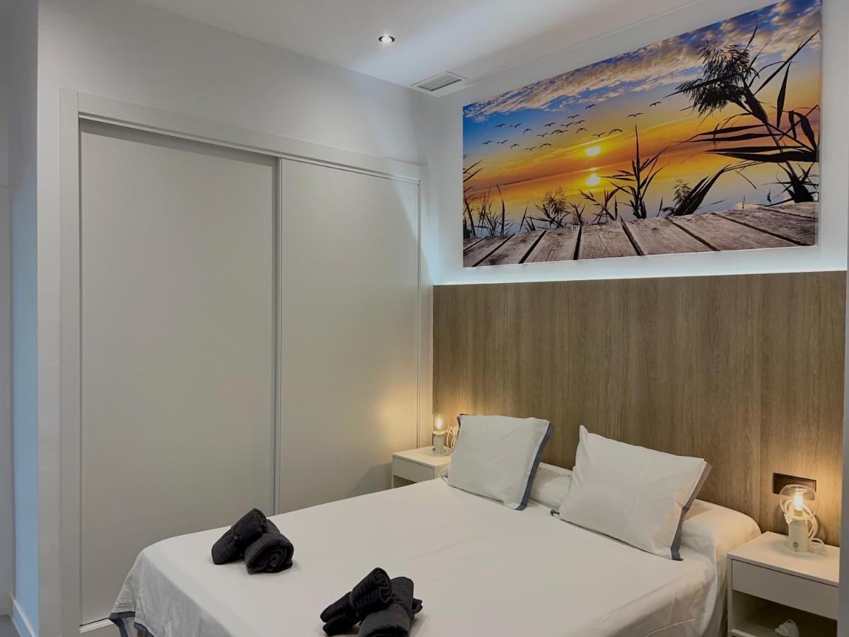 Apartamentos Turisticos Playa Marinsa Torre Del Mar Esterno foto